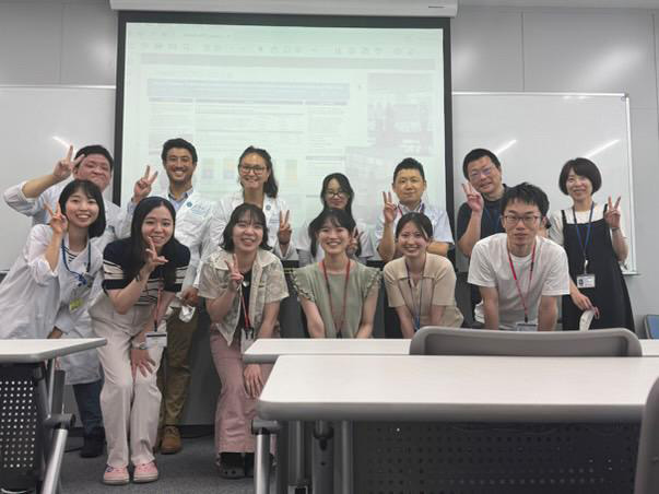 Teeranat Runcharoen02